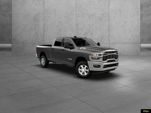 New 2026 RAM 2500 Big Horn AWD/4WD image 4