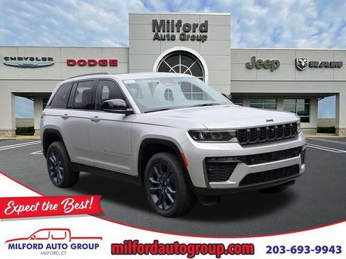 New 2026 Jeep Grand Cherokee Limited AWD/4WD image 1