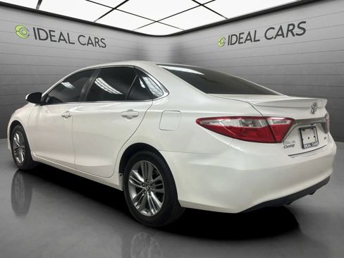 Used 2015 Toyota Camry SE FWD image 7