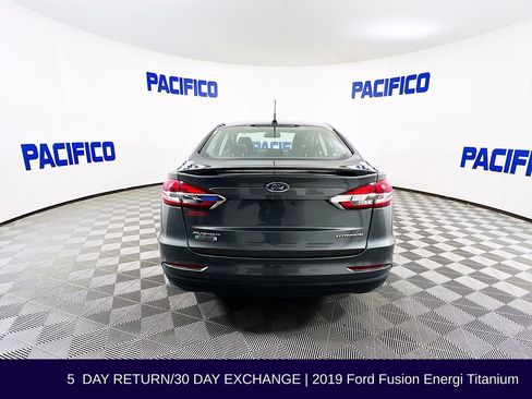 Used 2019 Ford Fusion Energi Titanium image 7