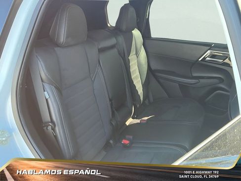 Used 2022 Mitsubishi Outlander SE image 18