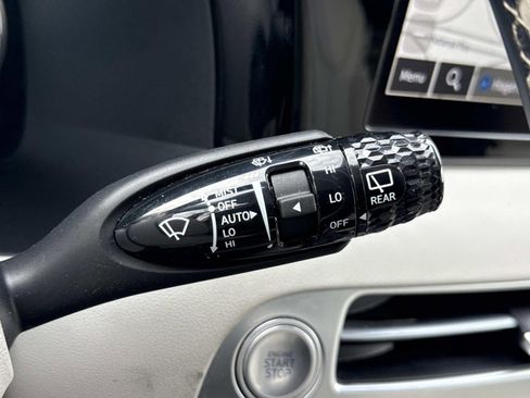 Used 2024 Hyundai Palisade Calligraphy image 17