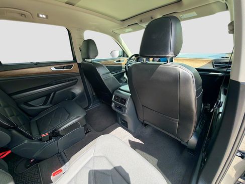 Used 2024 Volkswagen Atlas SE image 29