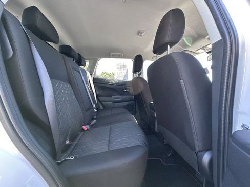 Used 2024 Mitsubishi Outlander Sport LE image 19