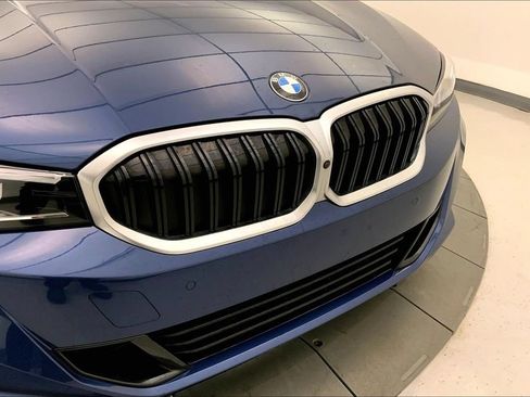 Used 2023 BMW 330i xDrive Sedan w/ Premium Package AWD/4WD image 29