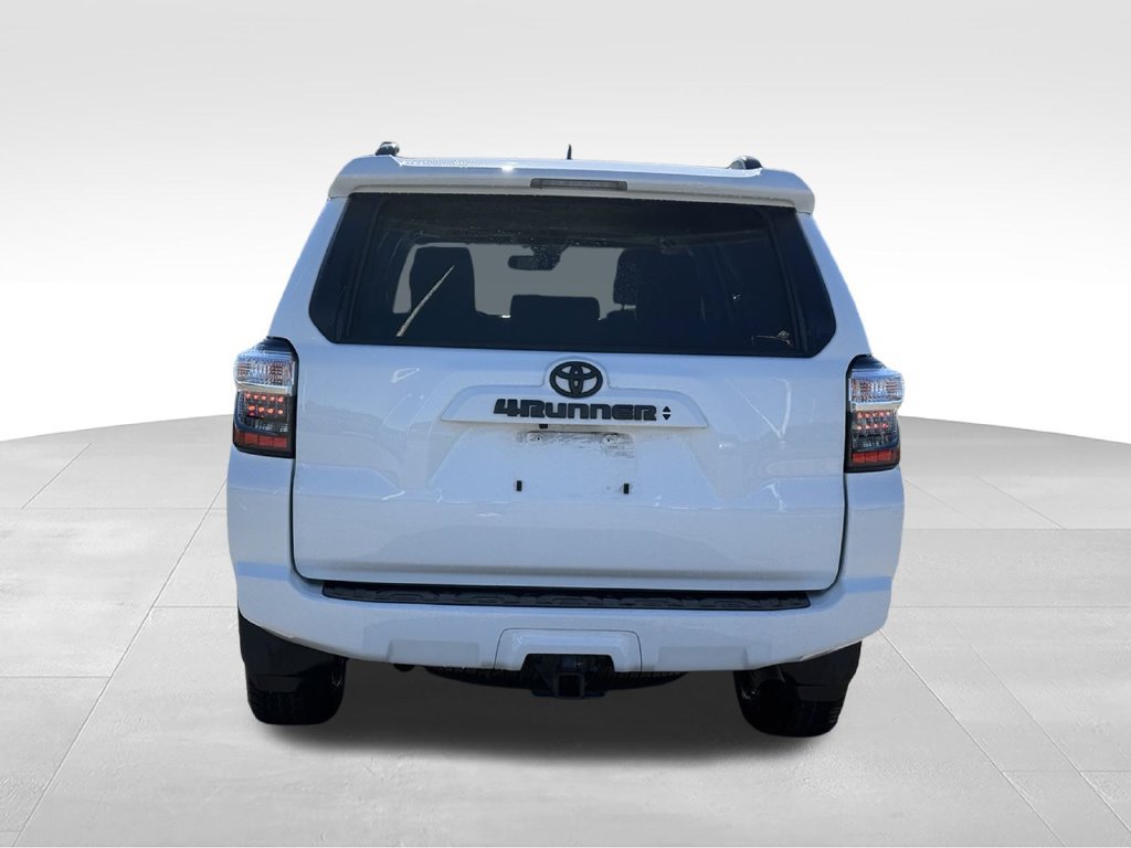 Used 2023 Toyota 4Runner SR5 Premium w/ Moonroof Package RWD image 24