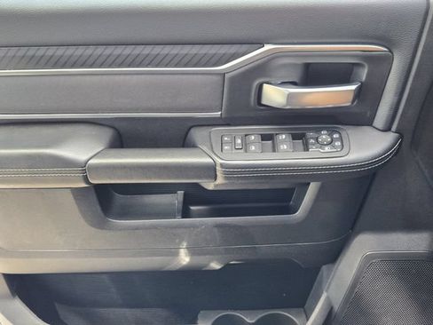 Certified 2025 RAM 2500 Big Horn AWD/4WD image 29
