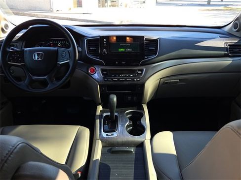 Used 2020 Honda Pilot EX-L image 10