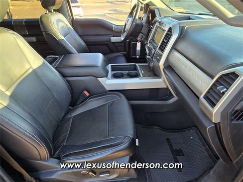 Used 2019 Ford F250 Lariat image 16