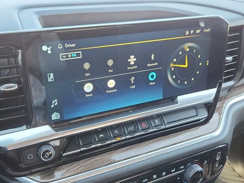 Used 2023 Chevrolet Silverado 1500 LT image 24