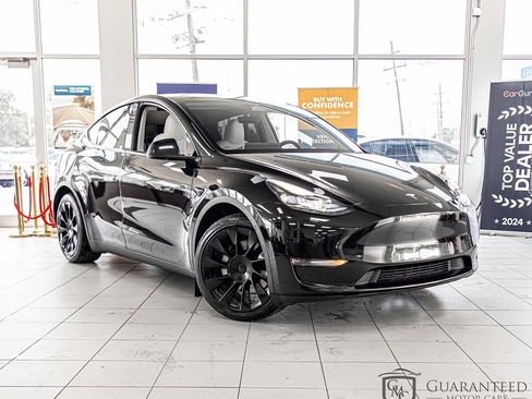 Used 2021 Tesla Model Y Long Range AWD/4WD image 3