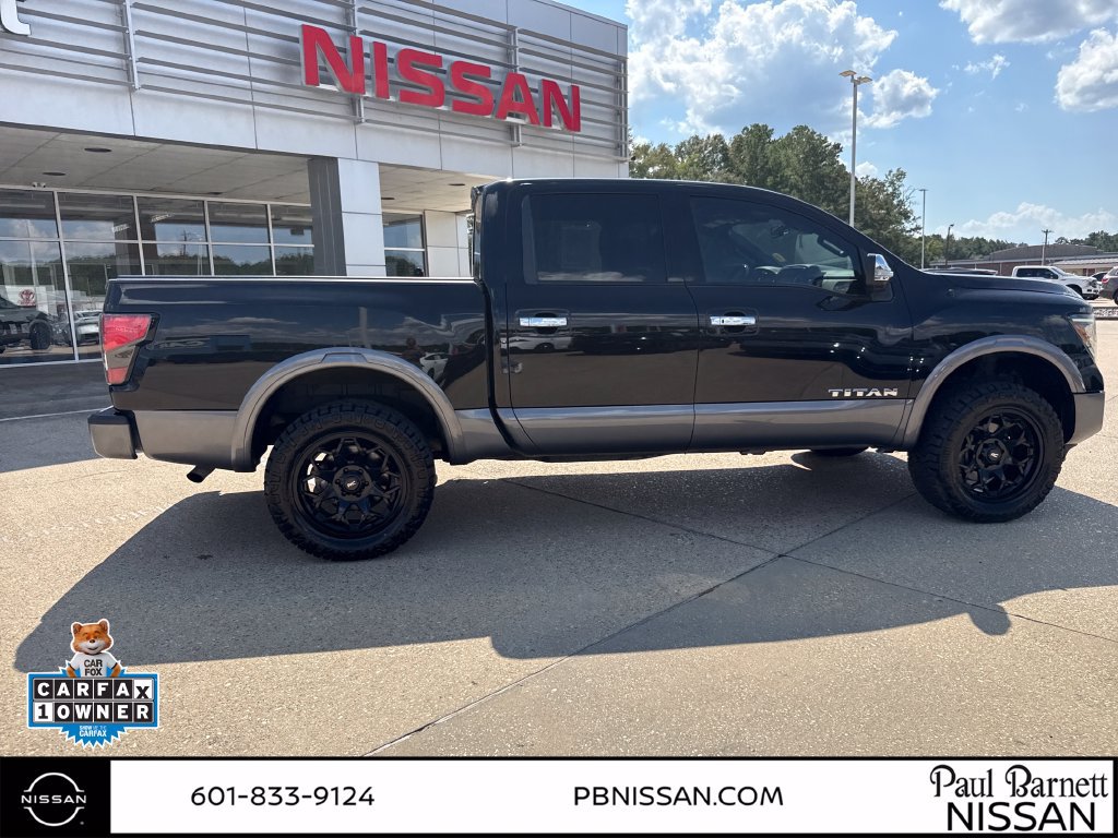 Used 2021 Nissan Titan Platinum Reserve w/ Moonroof Package AWD/4WD image 15