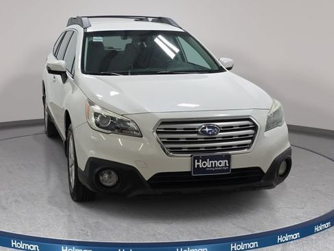 Used 2015 Subaru Outback 2.5i Premium AWD/4WD image 3