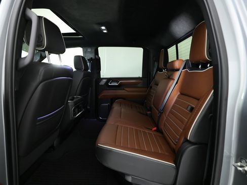 Used 2024 GMC Sierra 2500 Denali Ultimate image 18