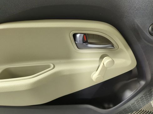 Used 2013 Kia Rio LX image 9