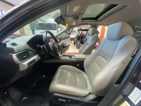 Used 2020 Honda Accord Touring image 20