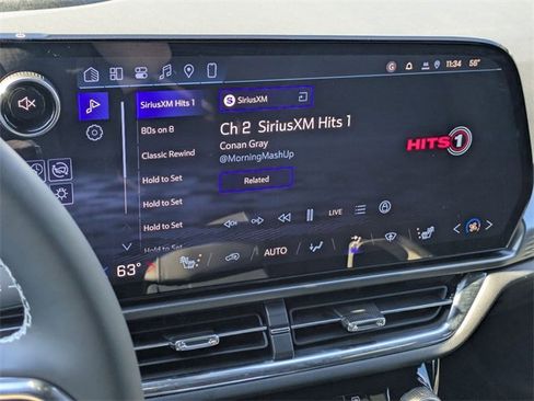 New 2026 Chevrolet Equinox EV LT image 16