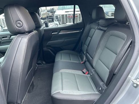 New 2026 GMC Terrain AT4 AWD/4WD image 24