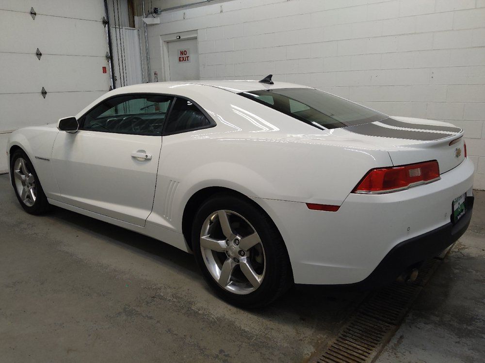 Used 2015 Chevrolet Camaro LT w/ 1LT Preferred Package RWD image 3