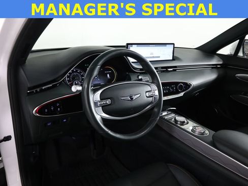 Used 2022 Genesis GV70 2.5T w/ Advanced Package AWD/4WD image 32
