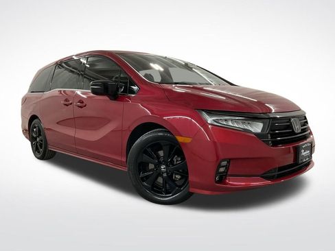 Certified 2023 Honda Odyssey Sport image 5