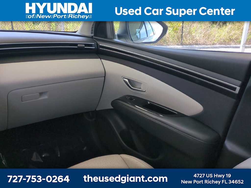 Certified 2022 Hyundai Tucson Limited w/ Cargo Package FWD image 19