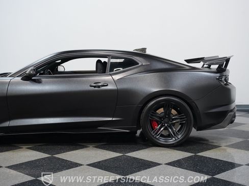 Used 2019 Chevrolet Camaro ZL1 RWD image 23