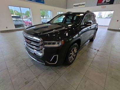 Used 2020 GMC Acadia SLT w/ GMC Pro Grade Package