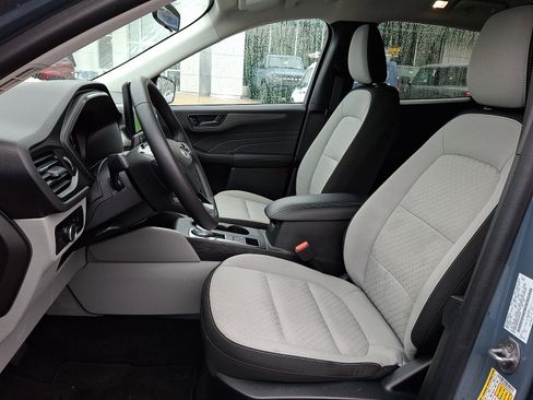 Certified 2024 Ford Escape Active w/ Tech Pack #1 image 8