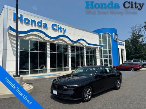 Certified 2023 Honda Accord EX image 1