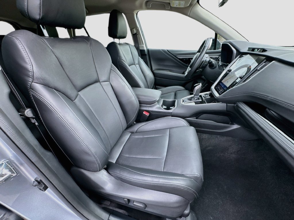 Certified 2025 Subaru Outback Limited AWD/4WD image 36