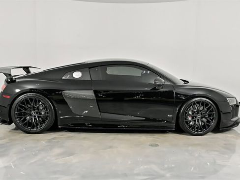 Used 2018 Audi R8 V10 plus AWD/4WD image 11