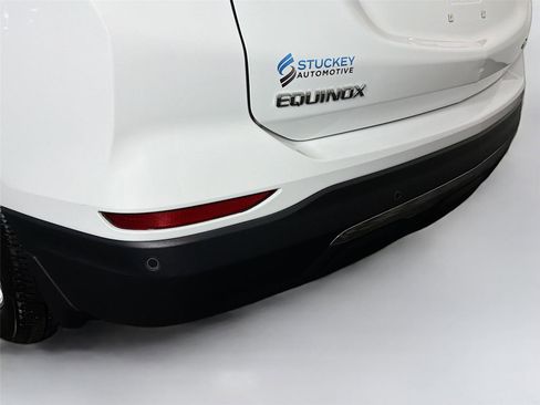 Used 2023 Chevrolet Equinox LT w/ LPO, Floor Liner Package AWD/4WD image 39