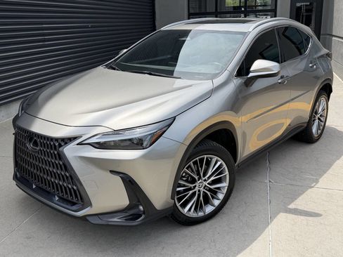 Used 2022 Lexus NX 350 AWD image 2