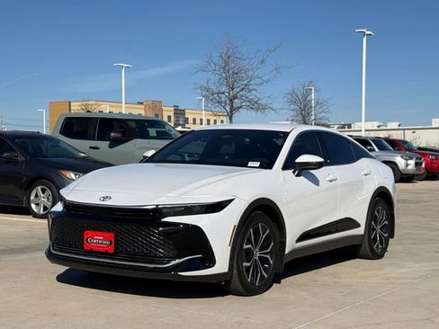 Used 2023 Toyota Crown XLE image 20