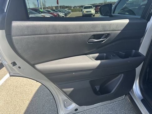 Certified 2025 Nissan Pathfinder S image 17