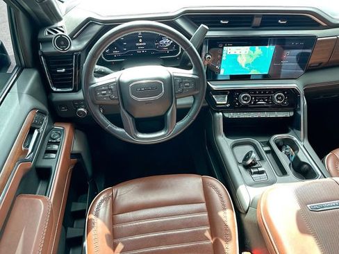 Used 2024 GMC Sierra 2500 Denali Ultimate AWD/4WD image 22