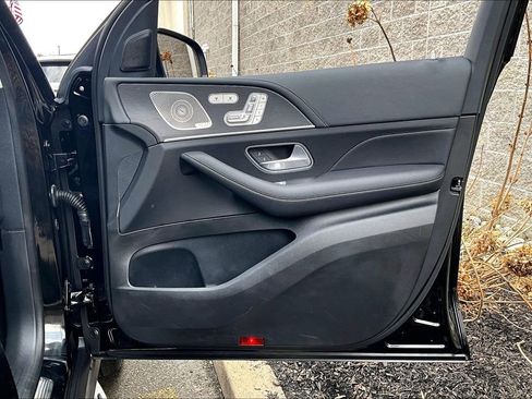 Certified 2024 Mercedes-Benz GLS 450 4MATIC image 19