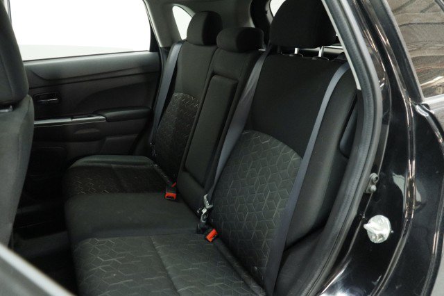 Used 2024 Mitsubishi Outlander Sport ES AWD/4WD image 28