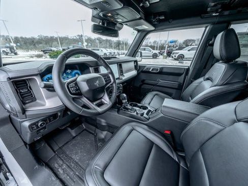 New 2025 Ford Bronco Outer Banks image 28