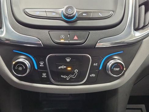 Used 2023 Chevrolet Equinox LS image 16