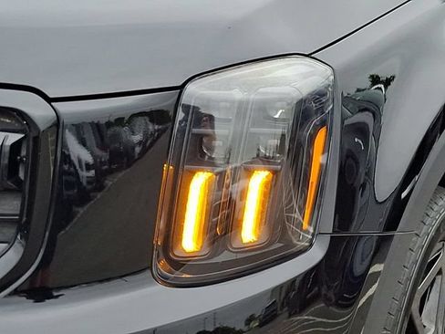 Used 2024 Kia Telluride SX Prestige X-Line AWD/4WD image 9