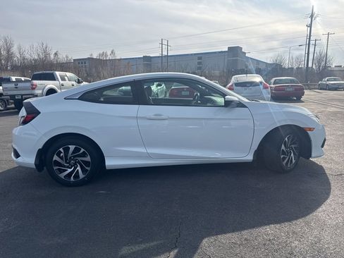 Used 2017 Honda Civic LX image 2