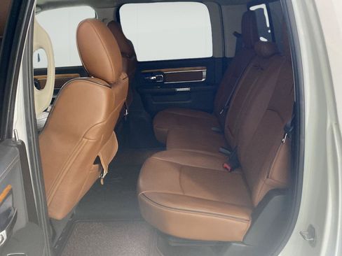 Used 2016 RAM 1500 Laramie Longhorn w/ Convenience Group AWD/4WD image 31