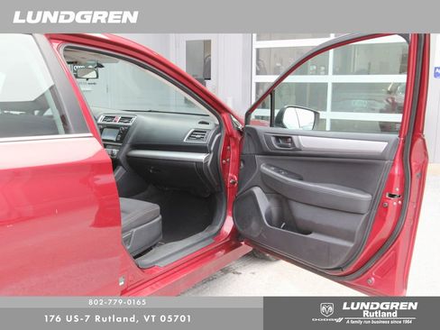 Used 2015 Subaru Legacy 2.5i image 8