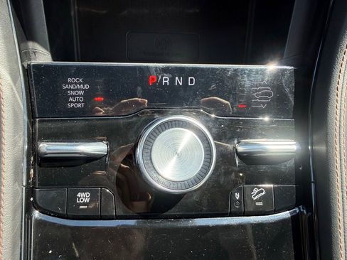 Used 2022 Jeep Grand Cherokee Summit AWD/4WD image 26