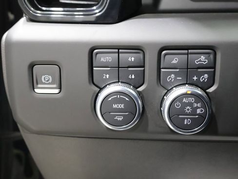 Used 2023 GMC Sierra 1500 AT4X AWD/4WD image 38