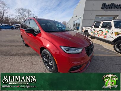 New 2026 Chrysler Pacifica Limited