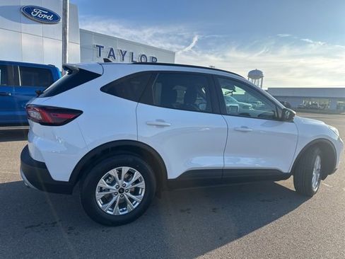 New 2026 Ford Escape Active FWD image 15