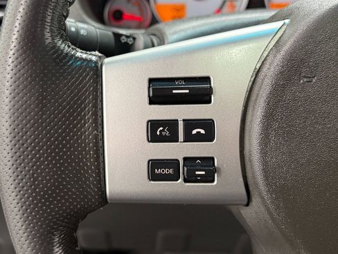 Used 2014 Nissan Frontier PRO-4X AWD/4WD image 17